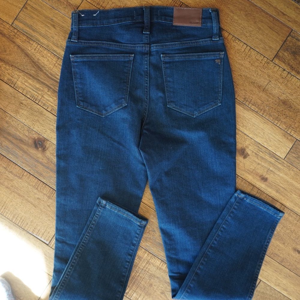 Madewell High-Rise Skinny Jeans - Dark Wash - Picture 7 of 7
